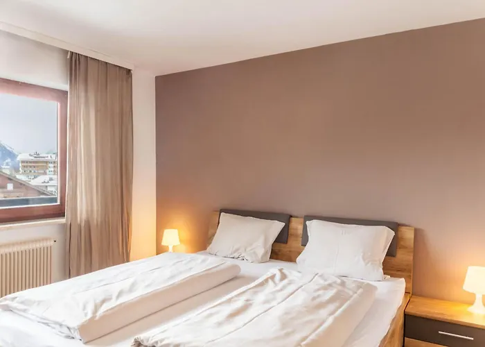 Haus Excelsior 21 Daire Seefeld in Tirol